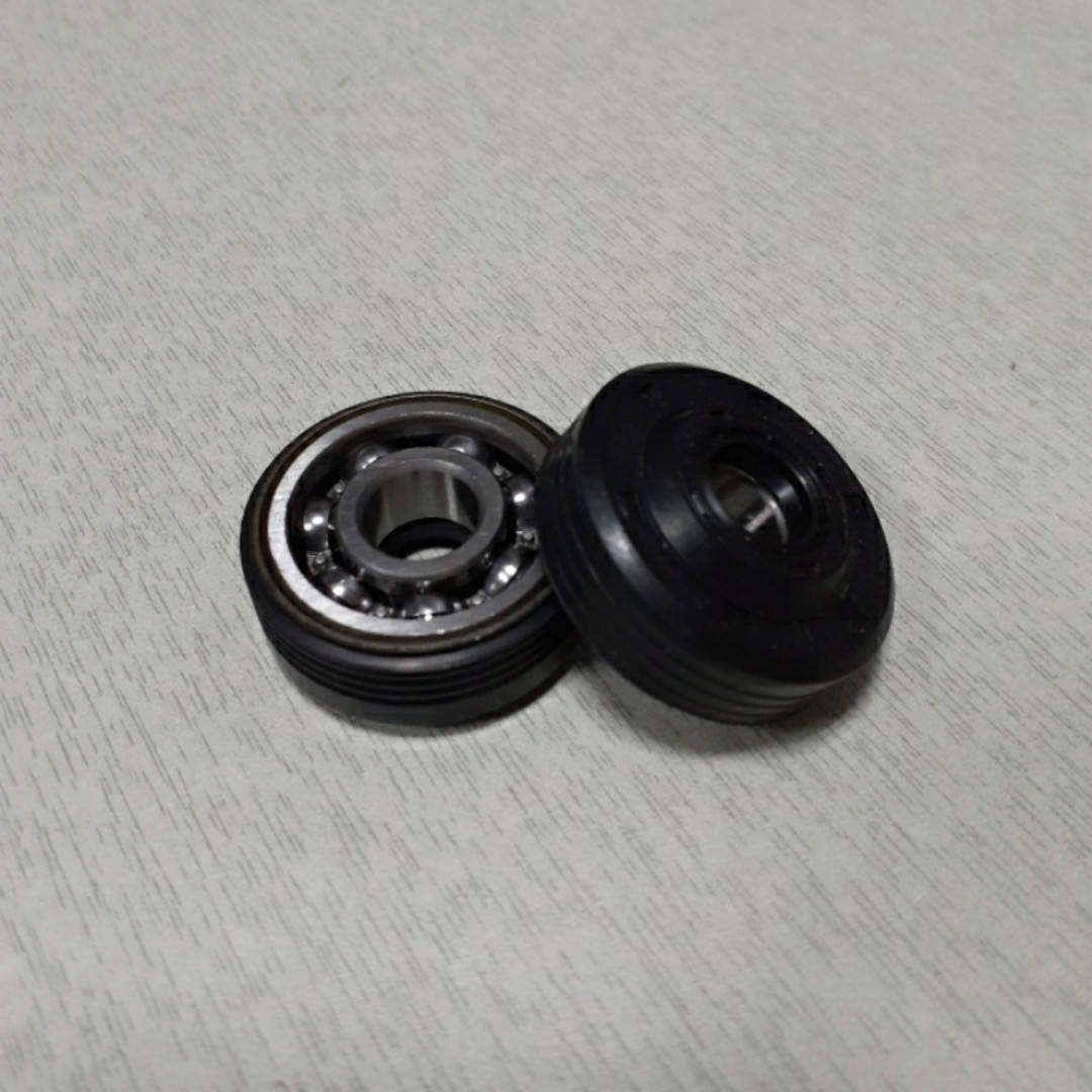 

Подшипники c сальниками коленвала 2 шт. - Partner