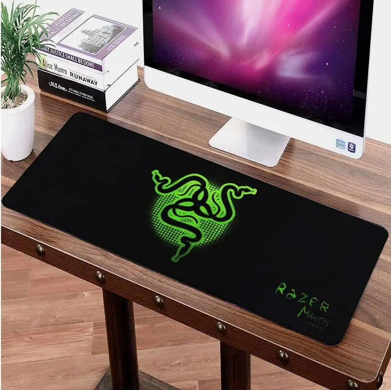 

Коврик для мыши Razer Mantis 70*30см, Черный