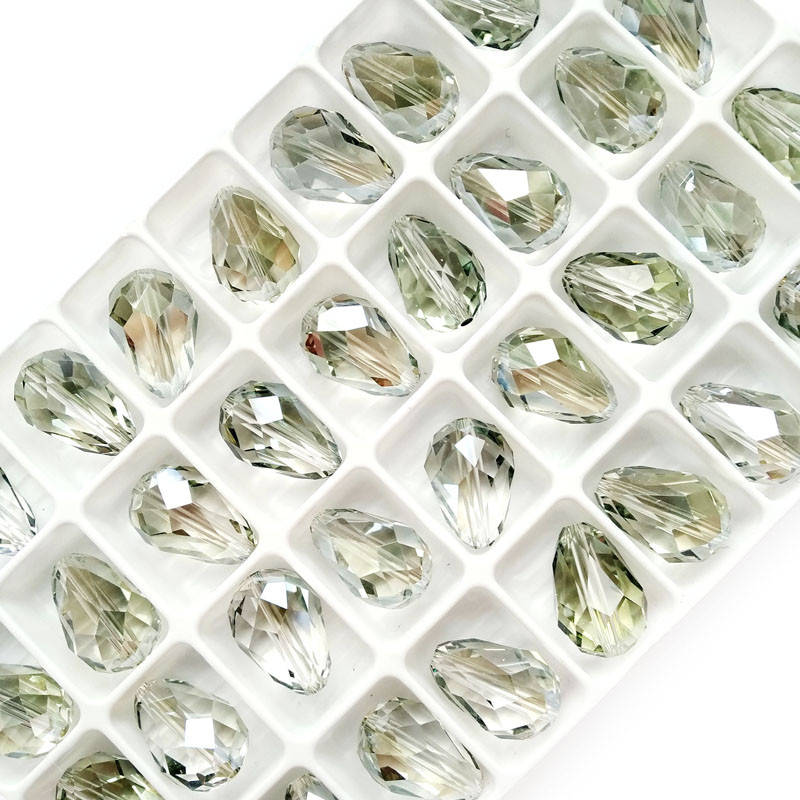 

Хрустальные бусины капли Preciosa (Чехия) 15х10 мм Crystal Viridian