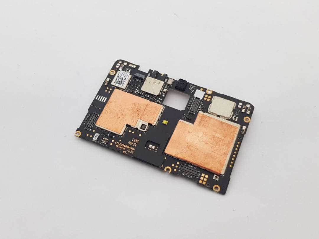 

Материнская плата Lenovo K5 Note A7020A40 3/16 5B28C05513 оригинал с разборки (100% рабочая)