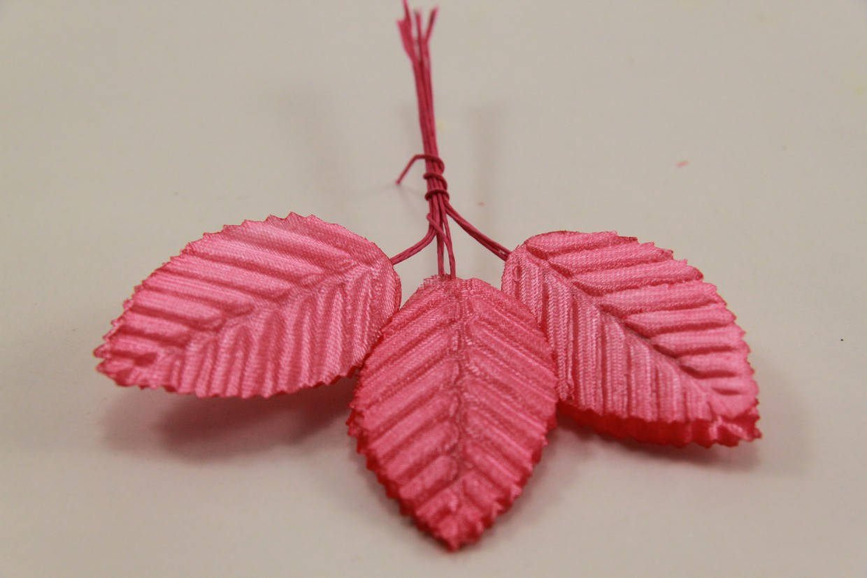 

Лист розы декоративный 10шт розовый