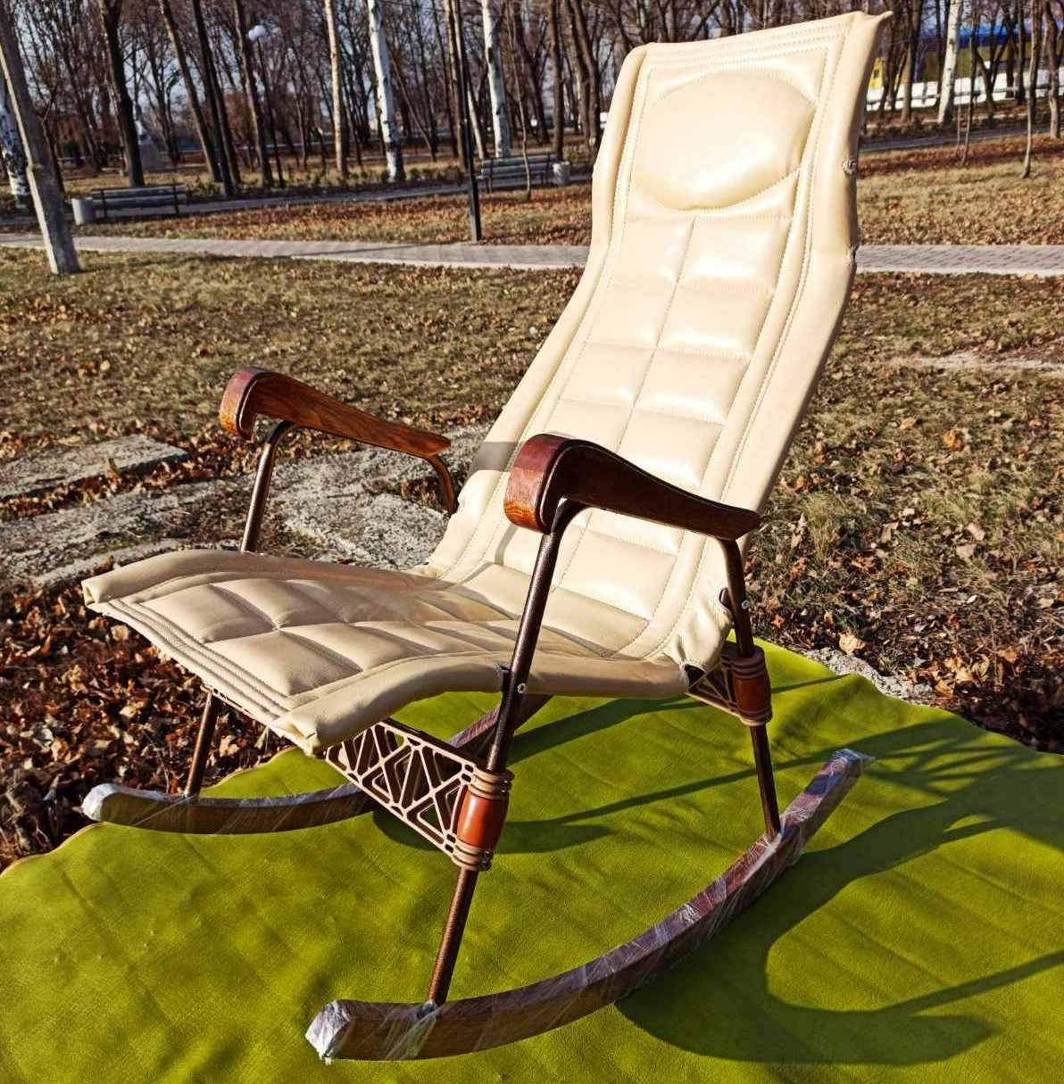 

Качалка ортопедическая светлая