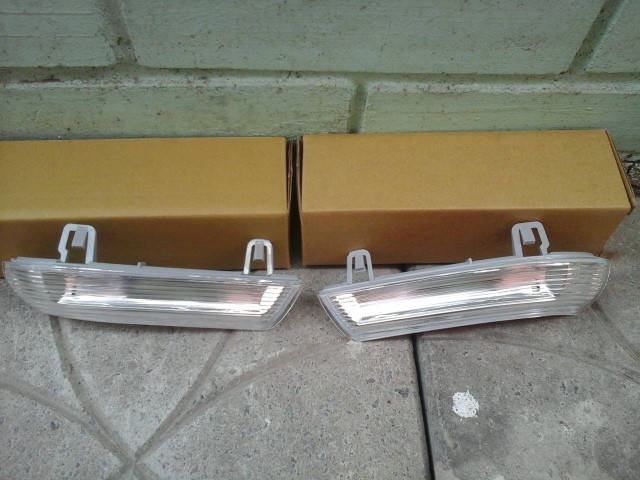 

Повторитель поворотов на зеркало для volkswagen passat B6 (фольксваген пассат) 2005-2010. Пр-во Fps.