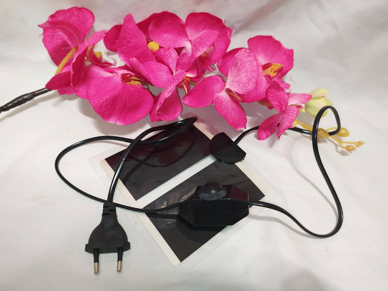 

Термоковрик для обогрева террариумных обитателей и других животных 14x15 см