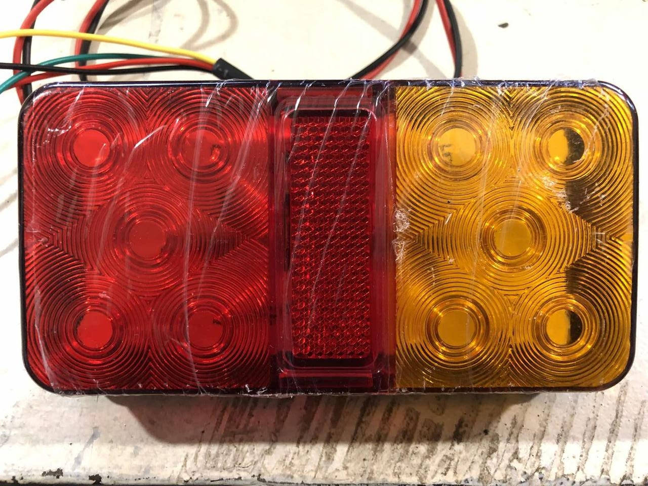

Фонари на прицеп (квадратные) светодиодные фонари LED
