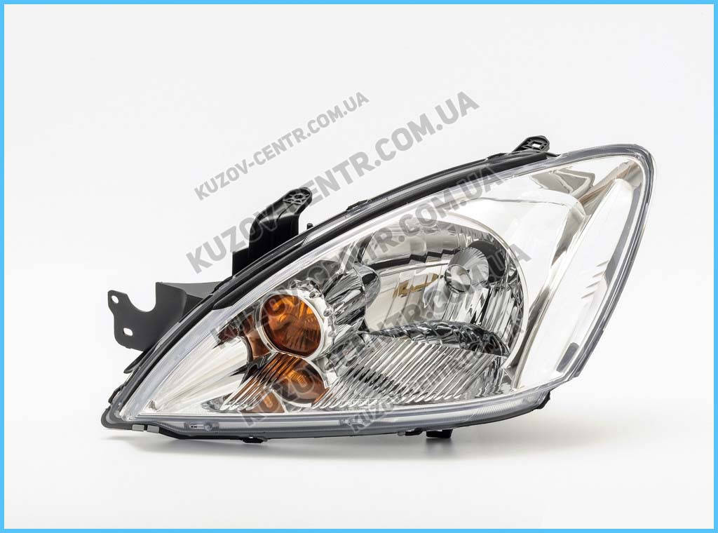 

Фара правая на Mitsubishi Lancer (Мицубиси Лансер) 9 -07