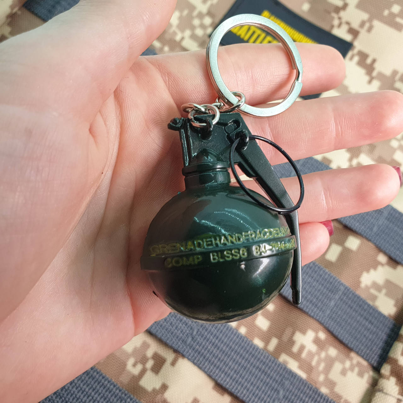 

Брелок Граната с чекой / Frag Granade из игры PUBG 13 см металлический