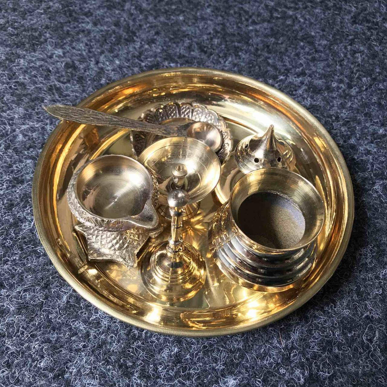 

Набір для Пуджі 8 предметів (діаметр тарілки 16см) УТ-00004374, Набор для Пуджи, Puja Set, Аюрведа Здесь