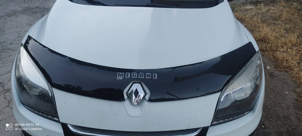 

Дефлектор капота 2009-2013 (VIP) для Renault Megane III 2009-2016 гг.