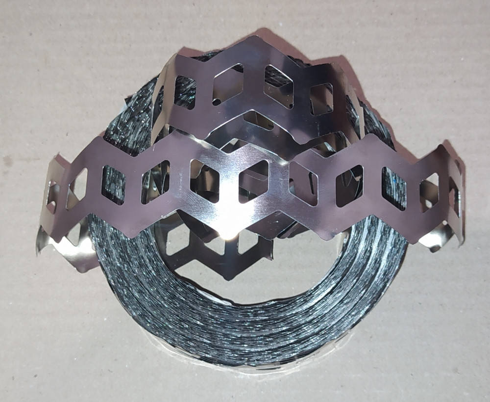 

Лента никелированная косая 18650 безхолдерная - 0,15 (18,5 мм) без отверстий.