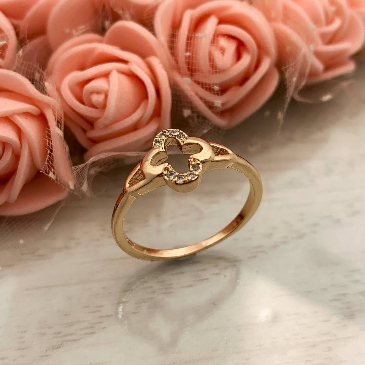 

Кольцо VR 1512, Белые фианиты, Размер кольца 18, позолота РО