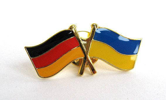 

Значок 2 флага Украина Германия
