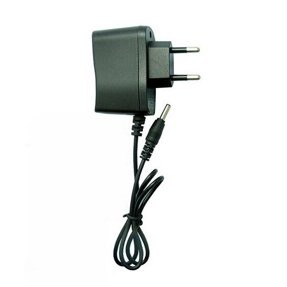 

Зарядний пристрій 18650, 4.2V / 500mAh, живлення 110-240V, 3,5 * 1,35 мм, довжина 0,6 м