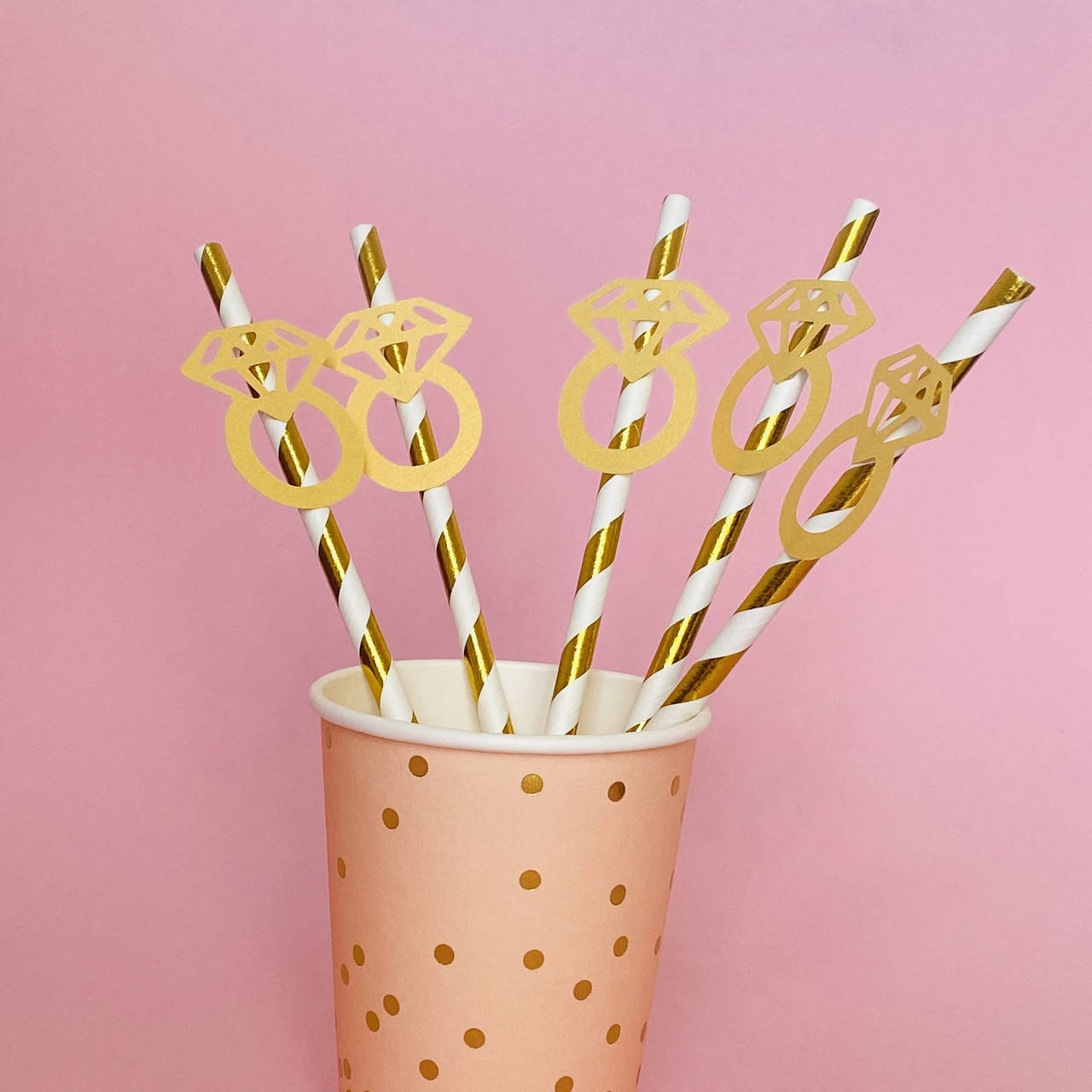 

Бумажная трубочки на девичник 5 шт Кольцо с диамантом