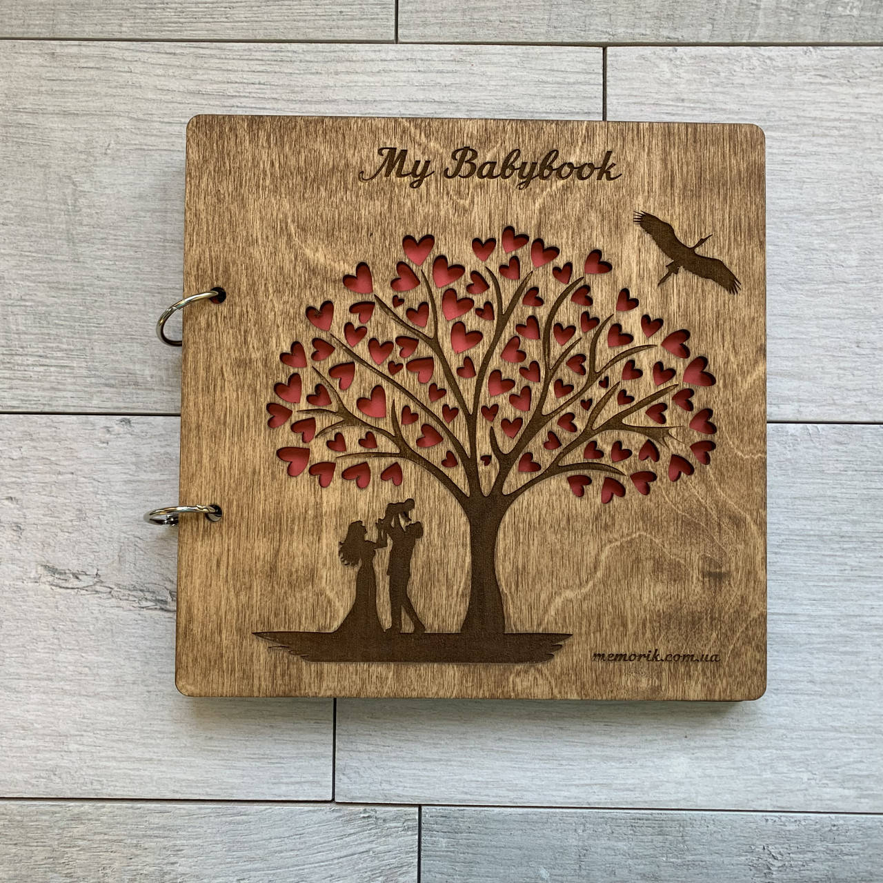 

Детский альбом ''My Babybook'' в деревянной обложке на кольцах