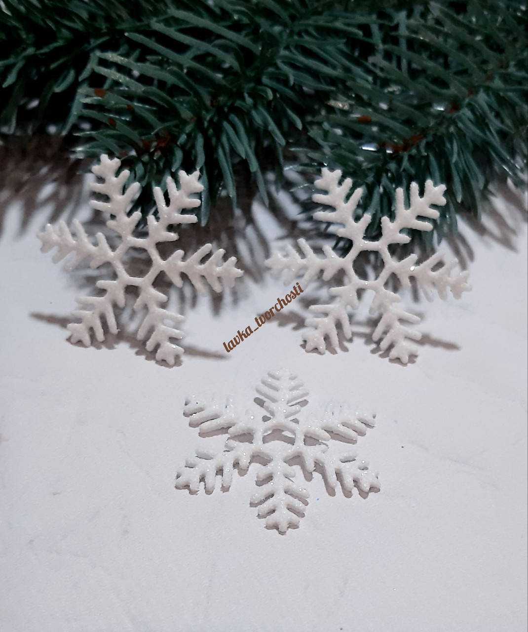 

Сніжинка001 білий