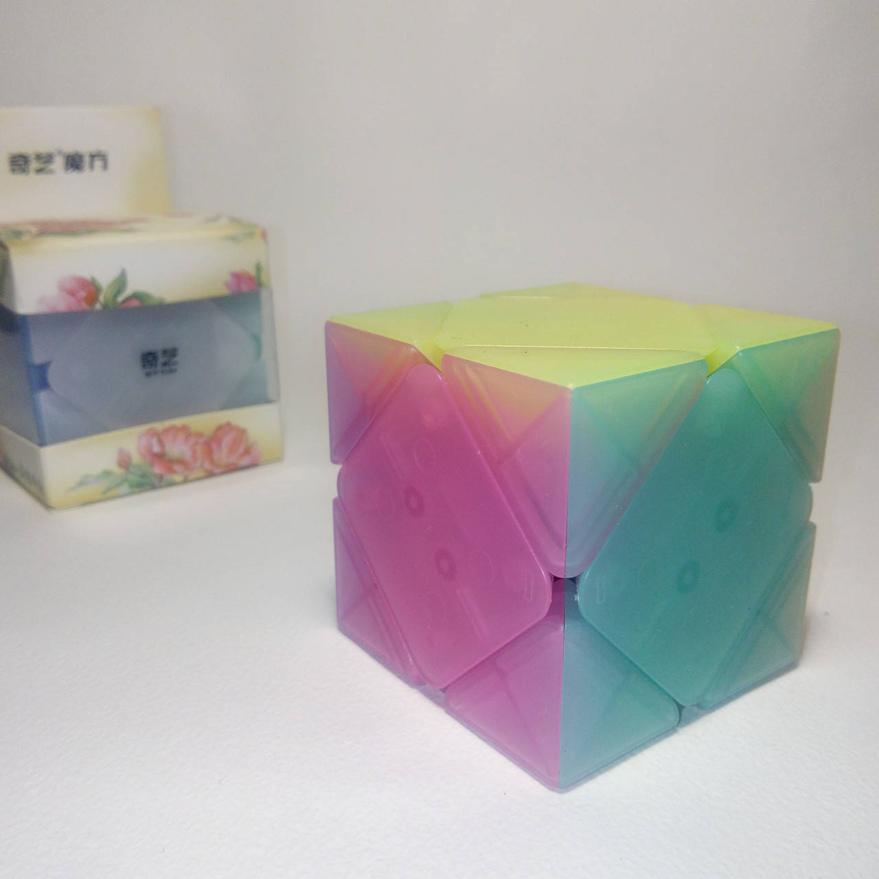 

Скьюб QiYi Jelly QiCheng S (MoFangGe)