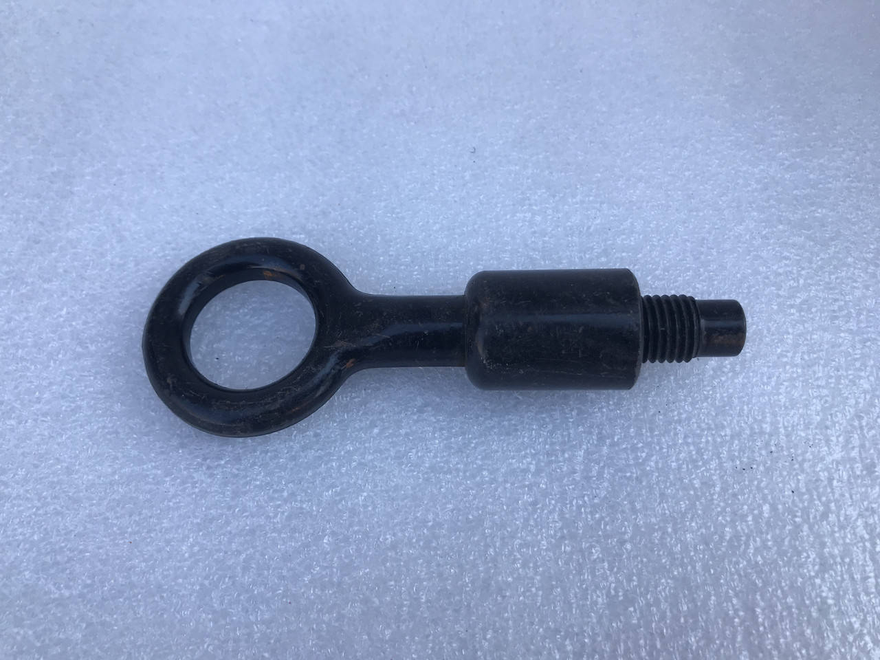 

Буксировочный крюк на Saab 9-3 (Сааб 9-3)