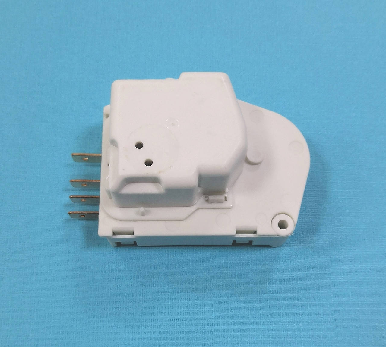 

Таймер оттайки TMDC 625-1 (825) для холодильника универсальный Stinol