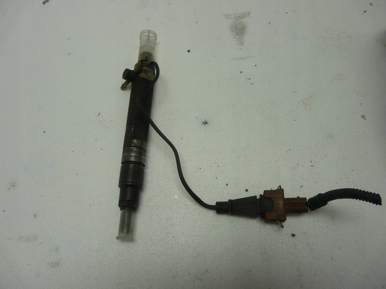 

Форсунка управляющая 028130201R VW 1,9 SDi