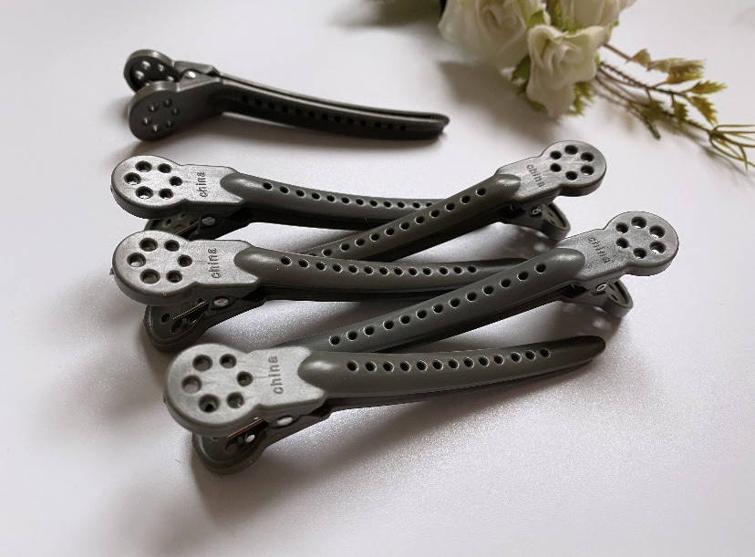 

Зажим для волос с дыркой цветной 6 шт, Серый