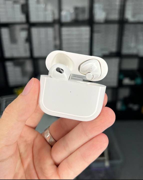 

Bluetooth беспроводные наушники Airoha AirPods 3 белые с зарядным кейсом, автоподключение, крутой бас, Белый