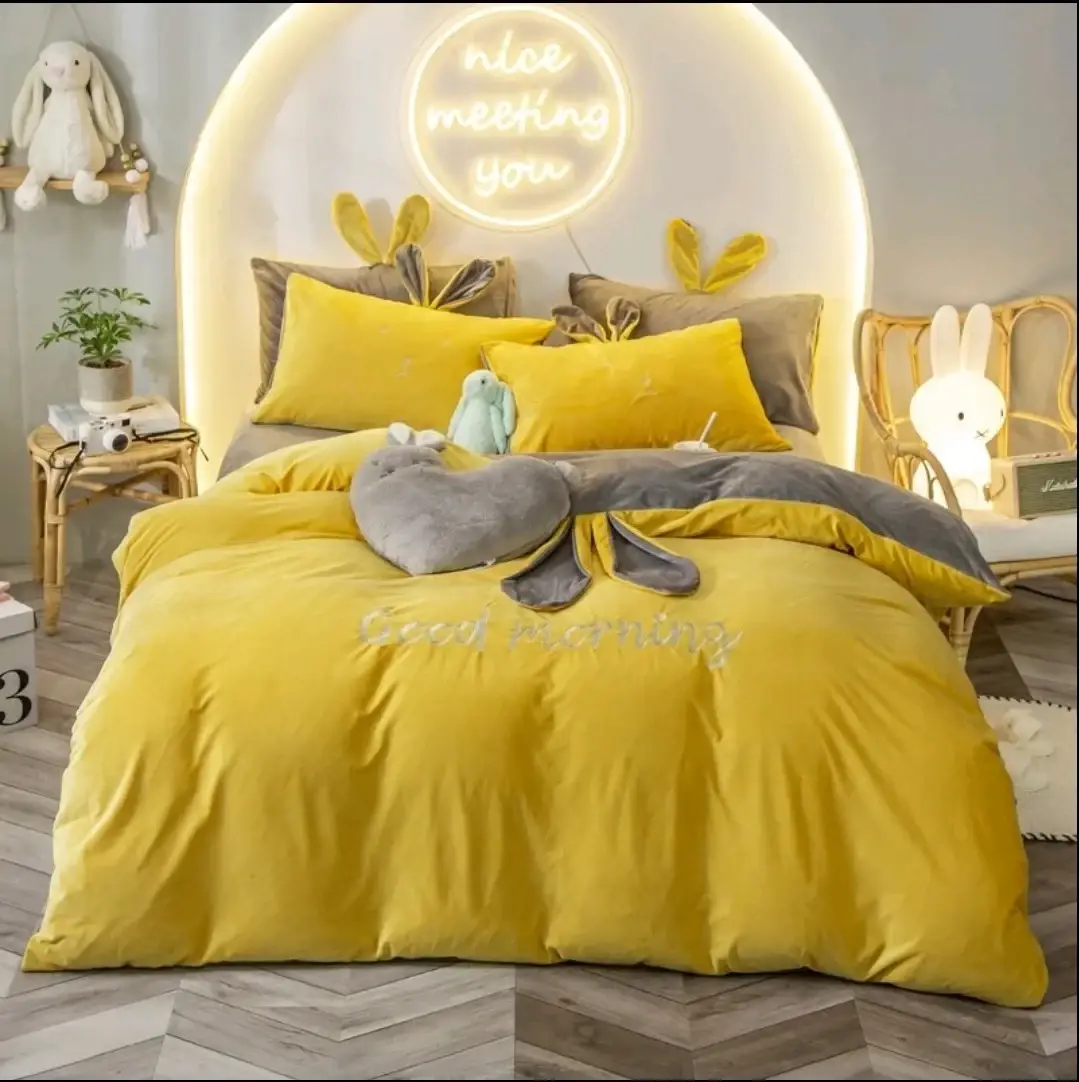 

Велюровый комплект постельного белья евро размер двусторонний с ушками