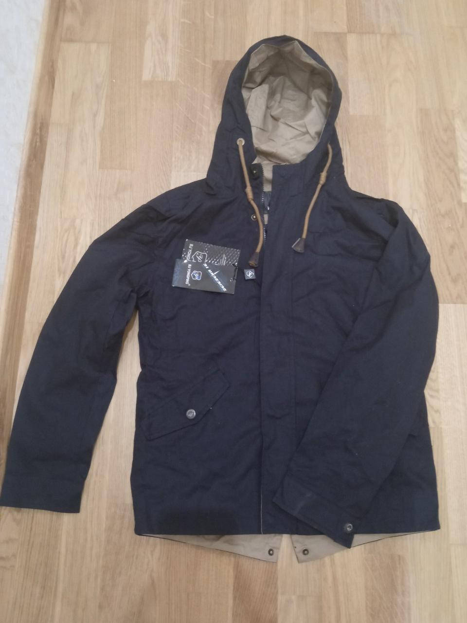 

Стильная женская куртка, парка