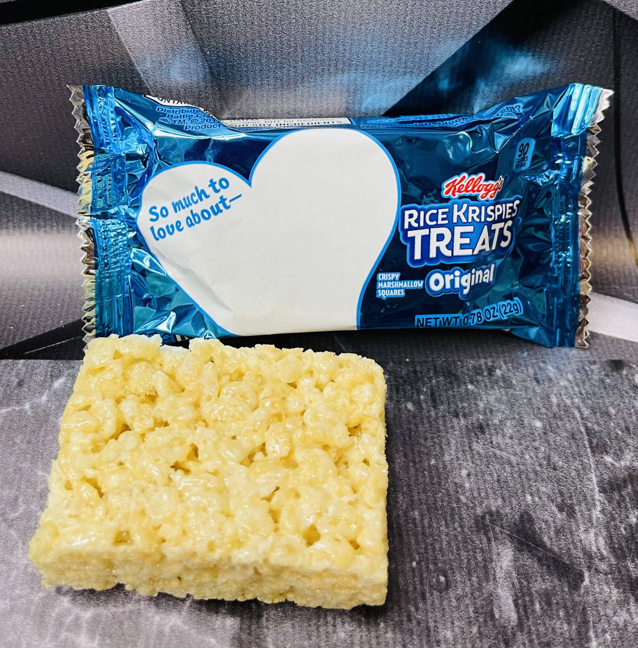 

Батончик з рисових пафсів і маршмелоу kellogg's Rice Krispies Treats