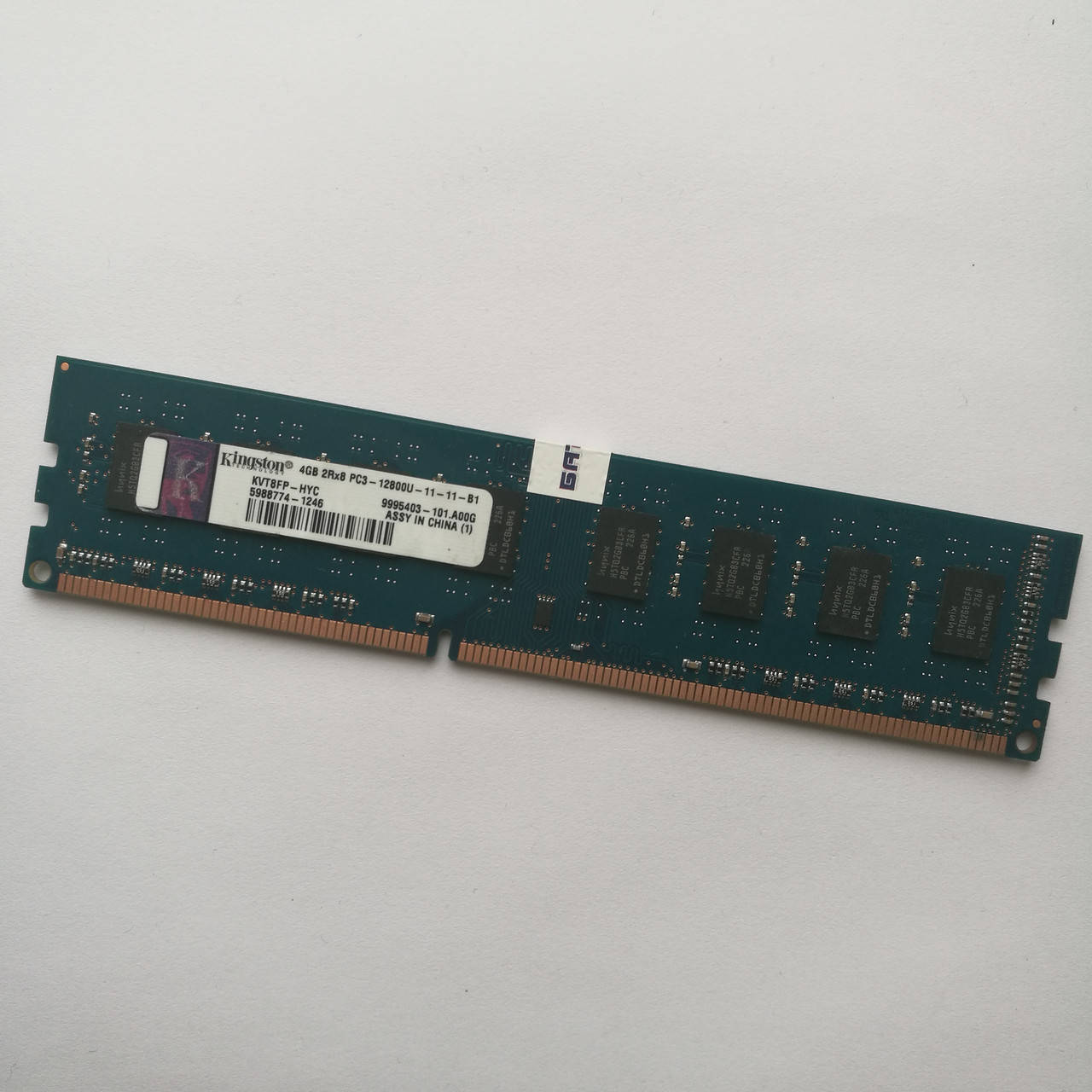 

Оперативная память Kingston DDR3 4Gb 1600MHz PC3-12800U 2Rx8 CL11 (KVT8FP-HYC) Б/У