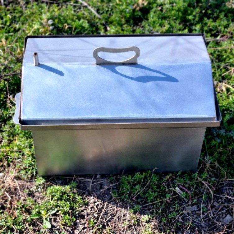 Коптильня гарячого копчення з гідрозатвором та термометром (середня)