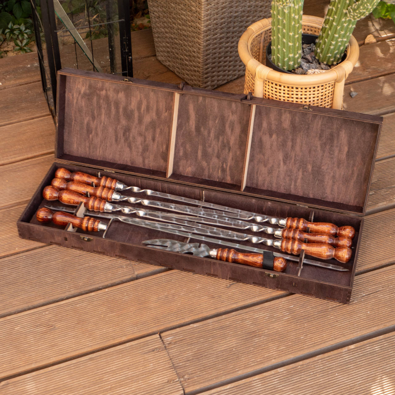 

Набор шампуров в кейсе с гравировкой