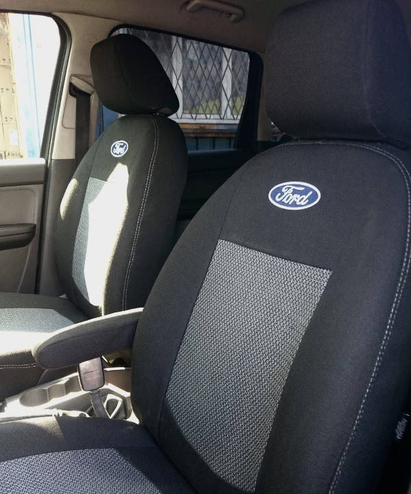 

Модельные автомобильные чехлы FORD C-MAX (2002-2010/2010+)