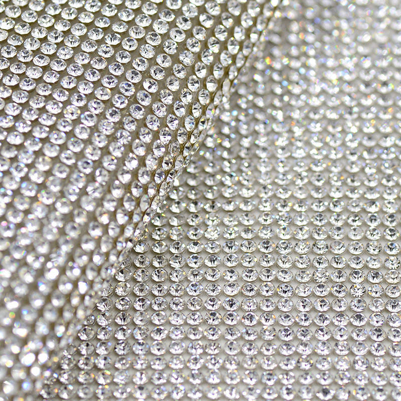 

Стразовое полотно горячей фиксации Цвет Crystal (ss8), отрезок 1*24см