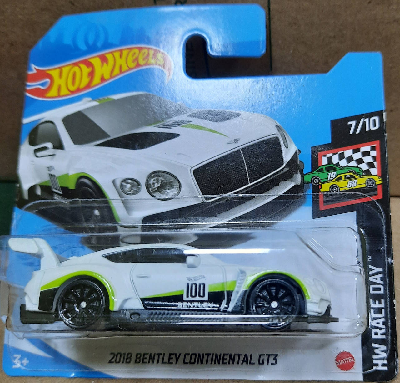 

Hot Wheels Race Day 2021 Bentley Continental GT3 7/10 133/250 GTC29 Бентлі Машинки базові колекційні Хот Вілс, Разные цвета
