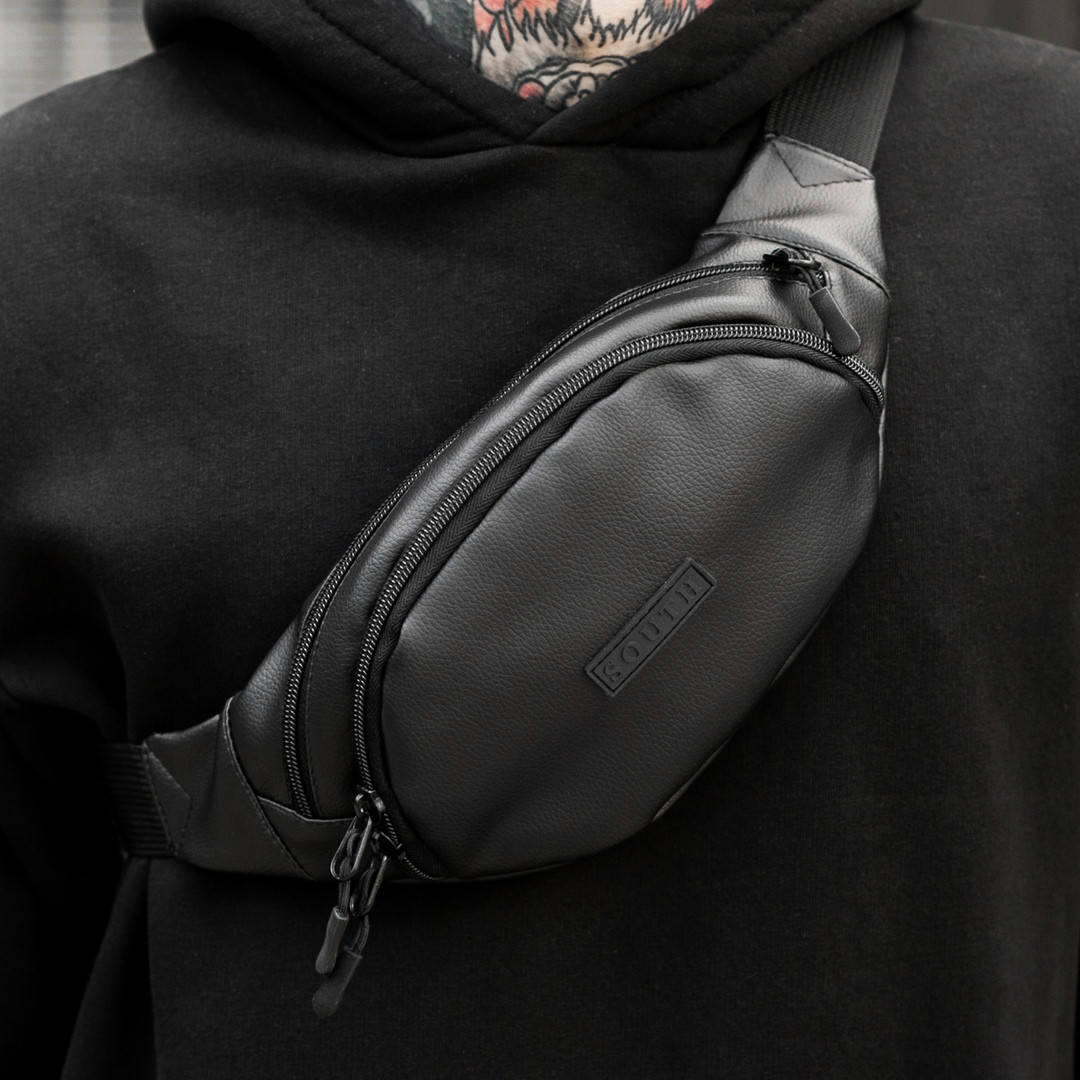 

Поясна сумка Бананка South City black, Черный