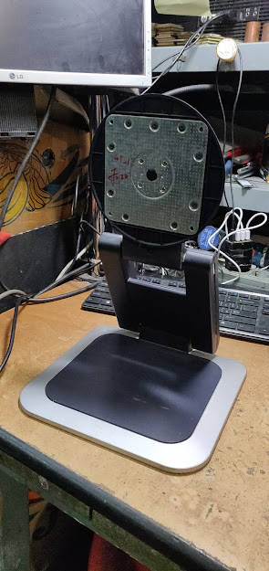 

Подставка для монитора Benq 19" № 222102