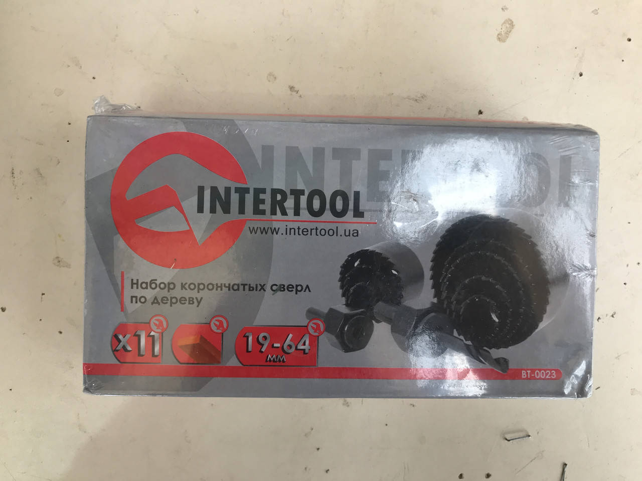 

Набор корончатых сверл по дереву INTERTOOL BT-0023