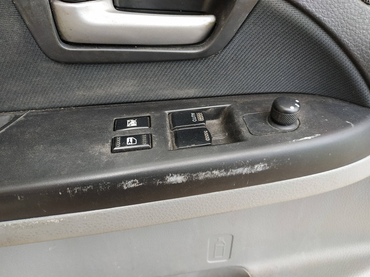 

Suzuki SX4 2006-2013 блок кнопки управления стеклоподъемниками левый