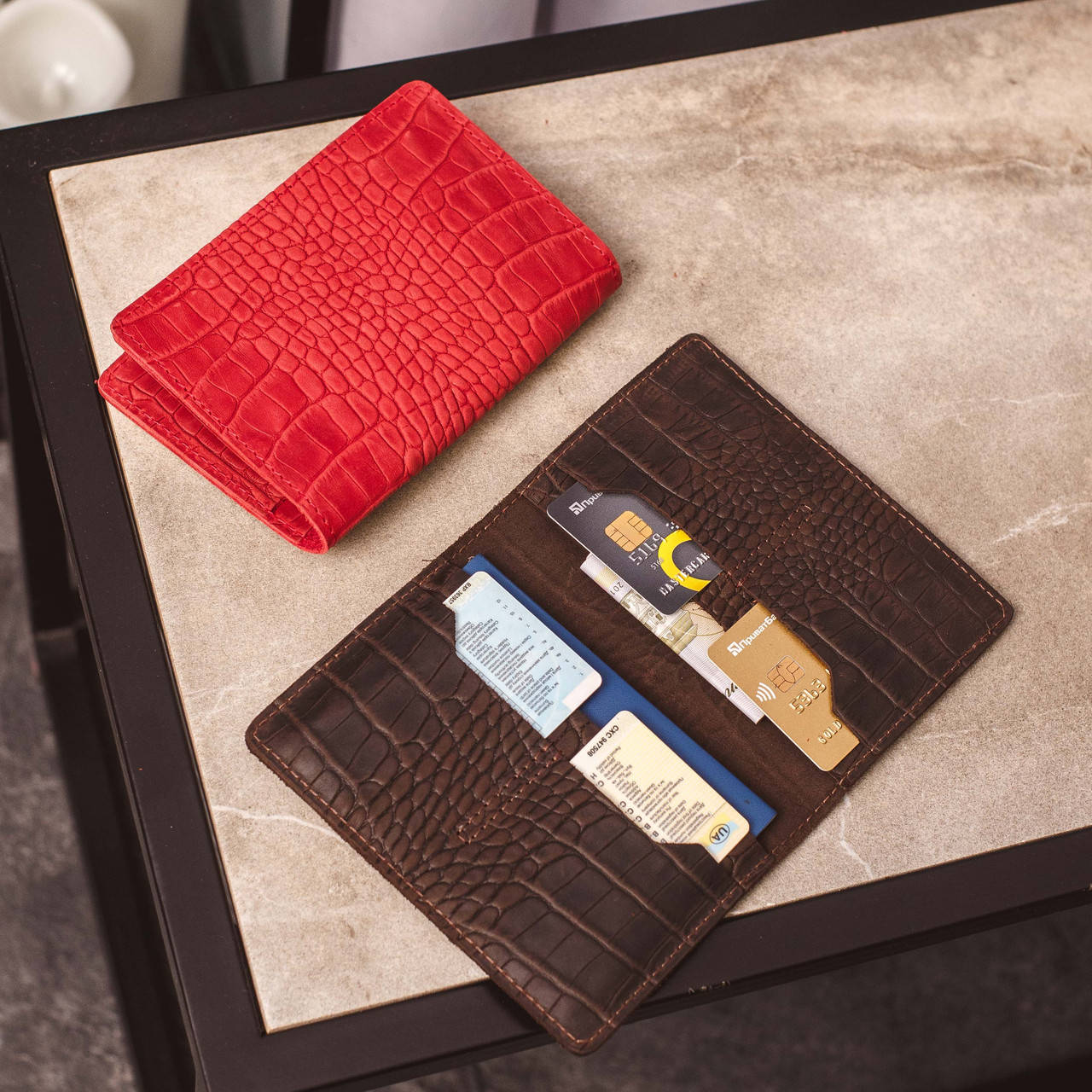 

Кожаная обложка для документов OSCAR