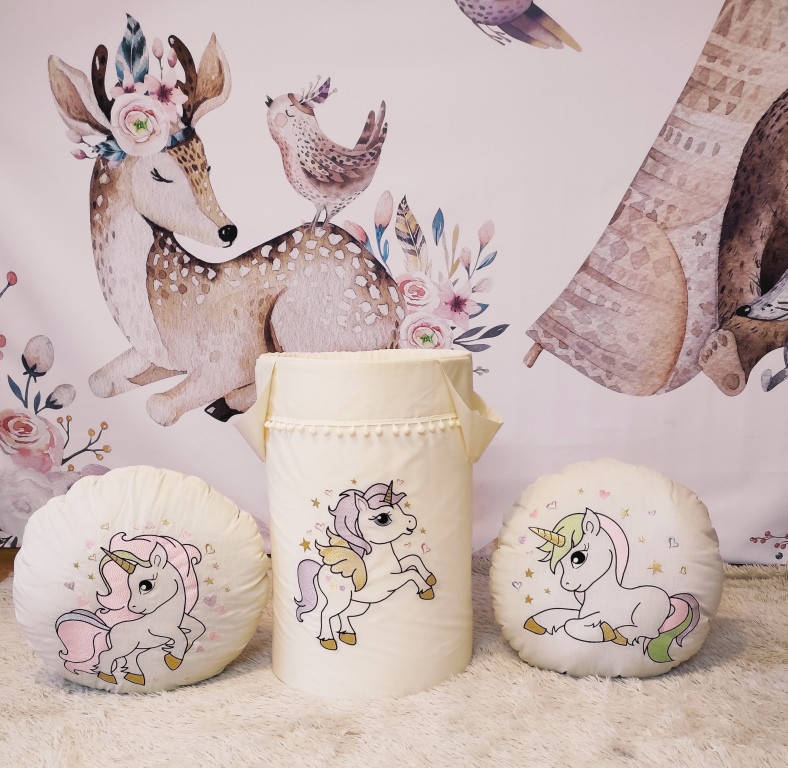 

Корзина для игрушек Цветние единорожки на молочному