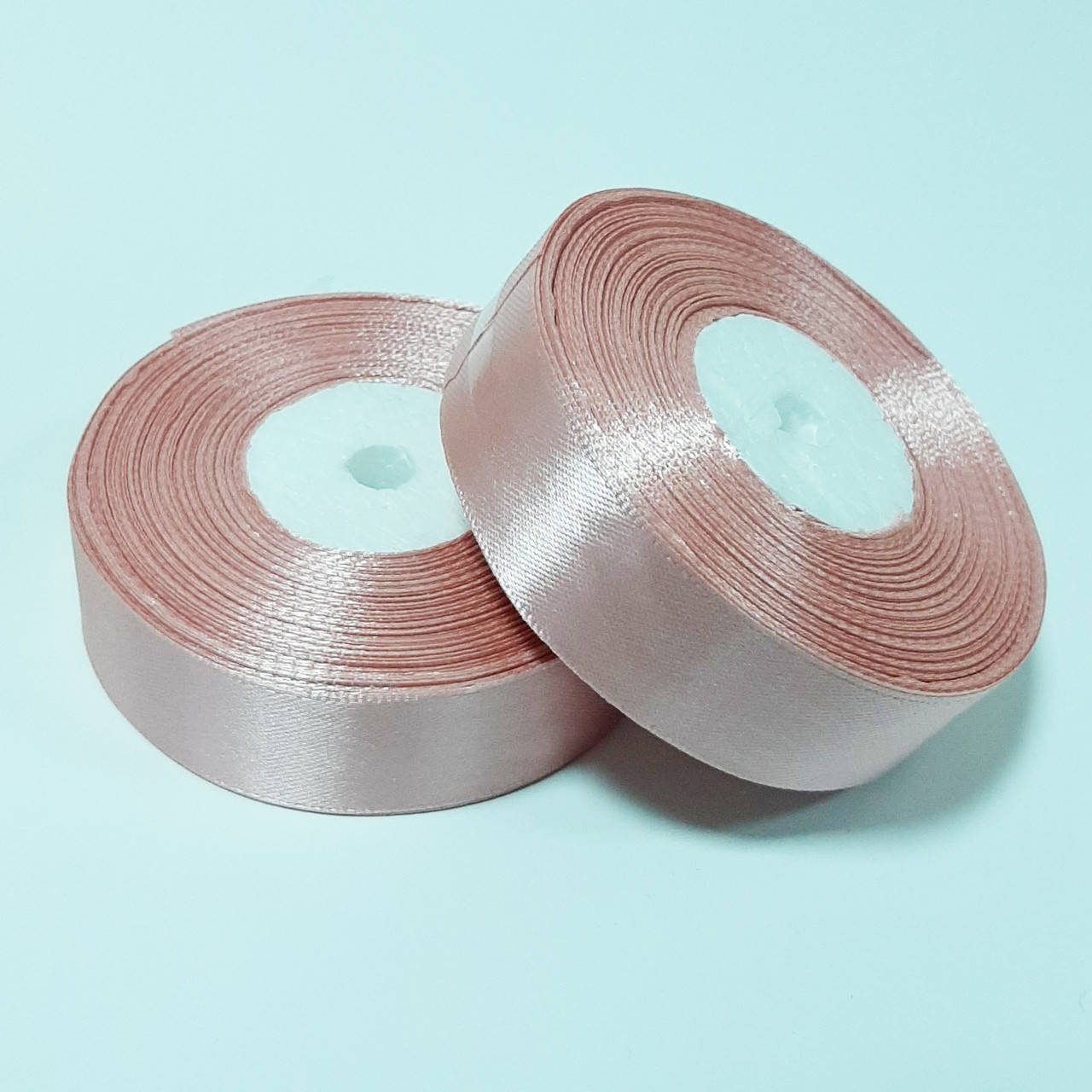 

Лента атласная однотонная 2,5 см. (33 м.)