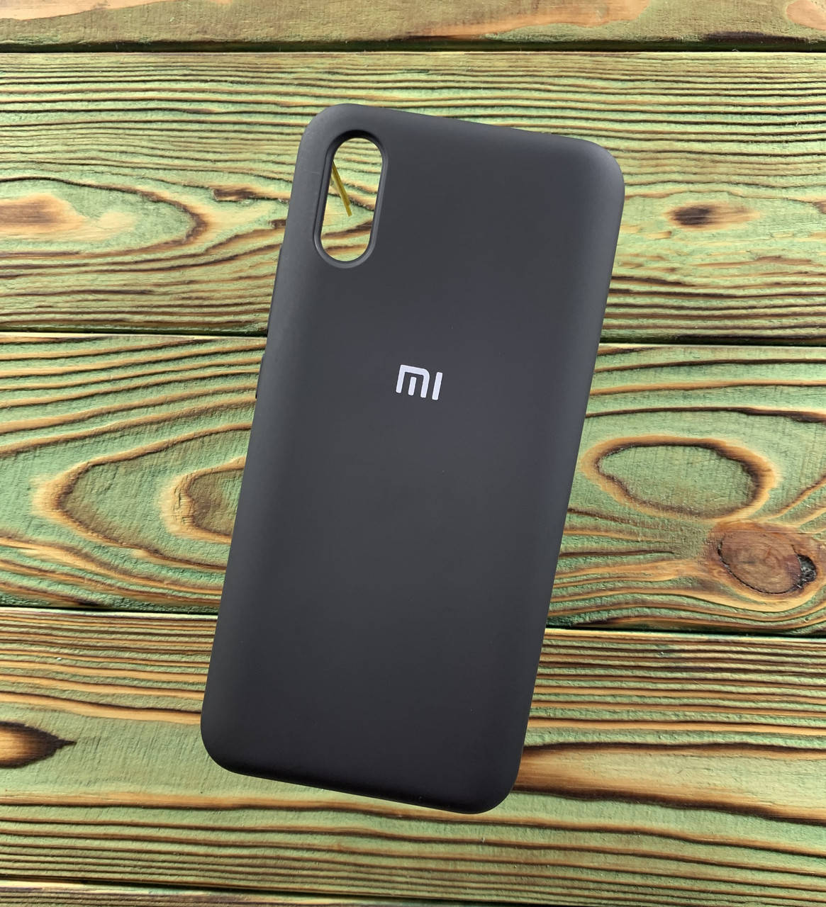 

Защитный чехол на Xiaomi Redmi 9A Silicone Cover черный (АА)