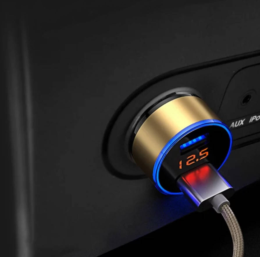 

Автомобильное зарядное 2хUSB / Вольтметр / Ток зарядки - золотой корпус
