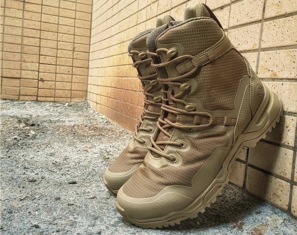 

Легкие тактические ботинки Original S.W.A.T Alpha Fury Coyote 8"