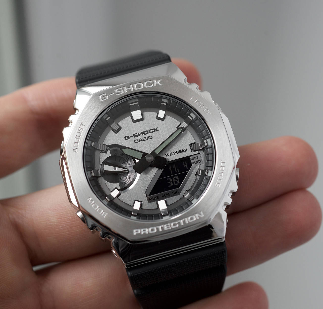 

Наручные часы Casio g-shock GM-2100-1AER новые оригинал
