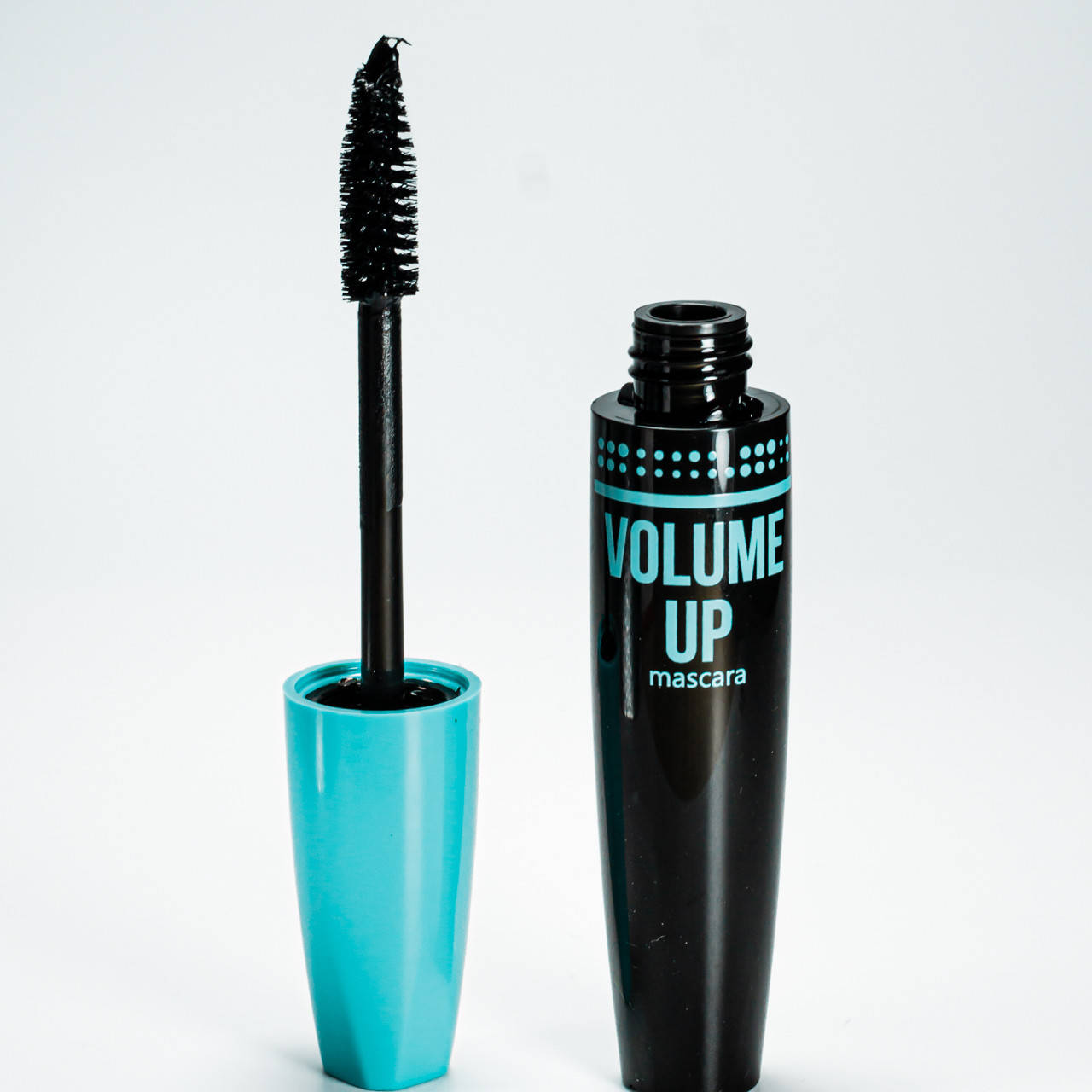 

Тушь для ресниц Colour Intense Volume up черная M-541, Черный