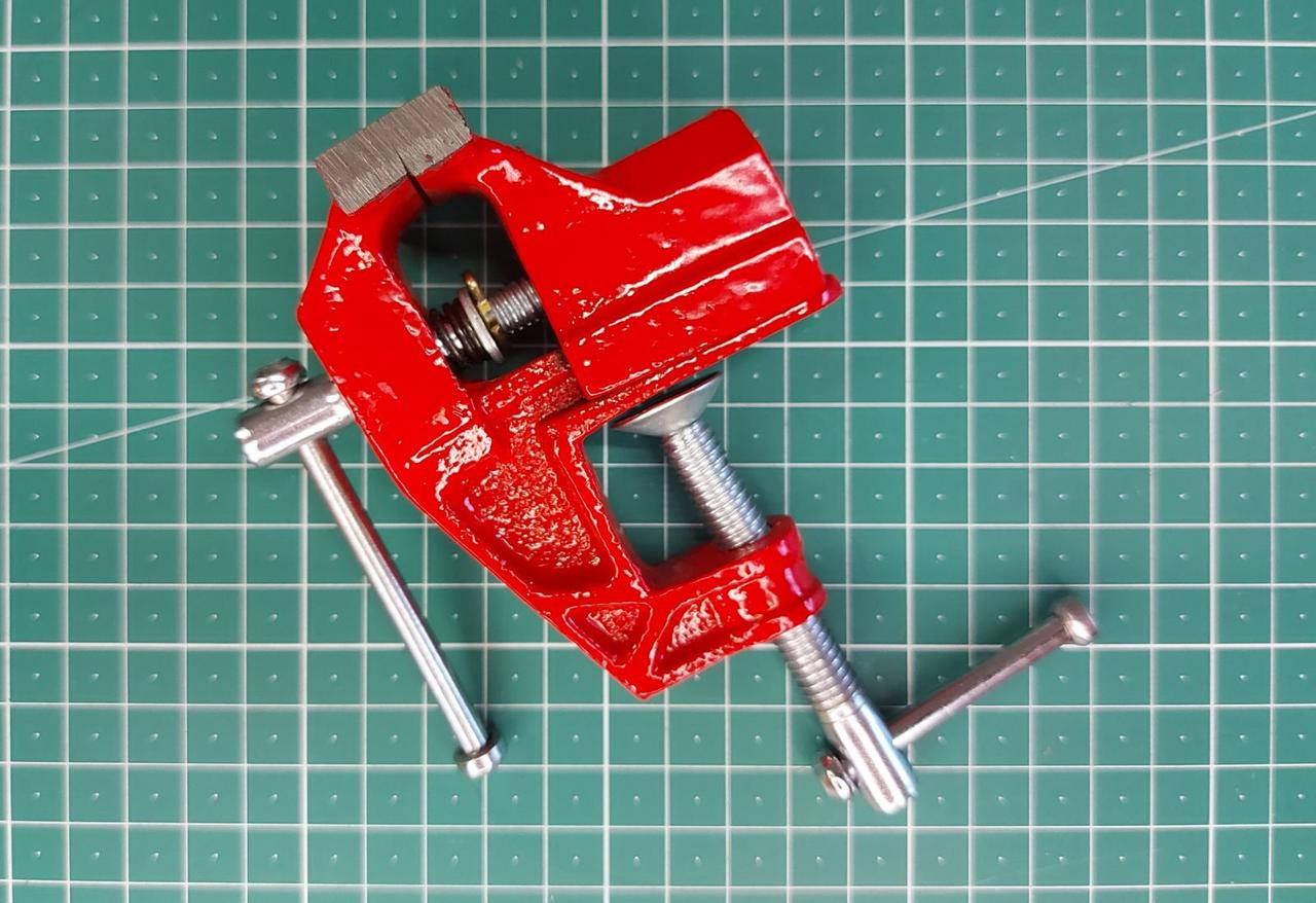 

Тиски мини 40 мм. INTERTOOL HT-0055