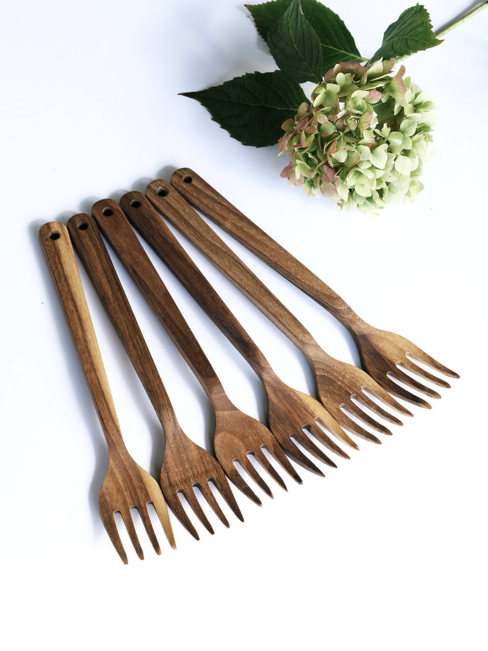 

Вилка дерев'яна (горіх)