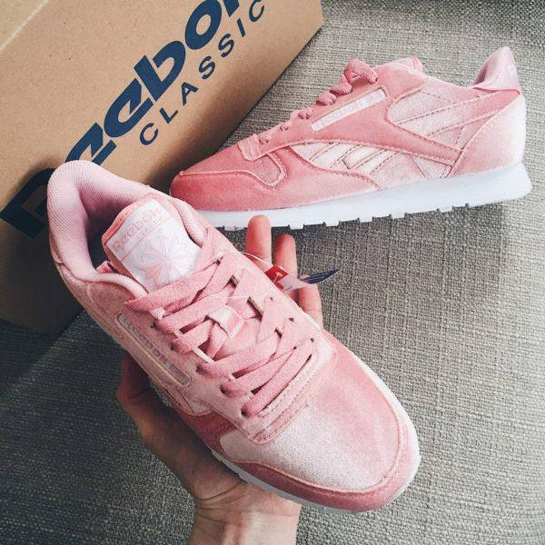 

Кроссовки Reebok Classic. Размеры: 39(25)
